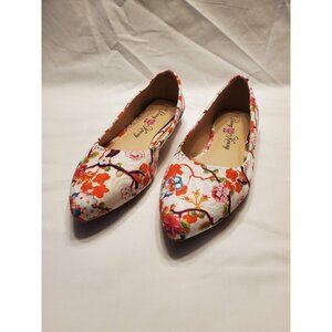 Penny Loves Kenny Womens Aaron SF White Floral Ballet Flats 6.5 Medium (B,M)